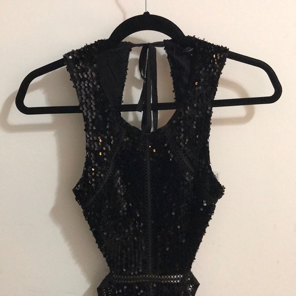 Olivaceous Black Sequin Dress - Picture 6 of 10